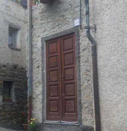 Ca' Du Barbe: Tra Le Alpi E Il Mare Vila Mendatica Exterior foto