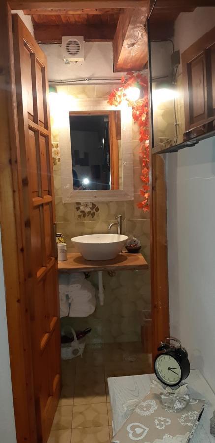 Ca' Du Barbe: Tra Le Alpi E Il Mare Vila Mendatica Exterior foto